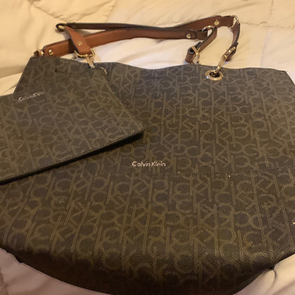 Calvin Klein Large tote, with wristlet